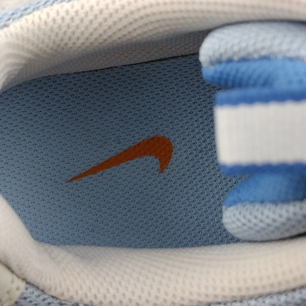 Nike XCelleration Blue Mesh White Detail Elastic Lace Step In Running Sneaker